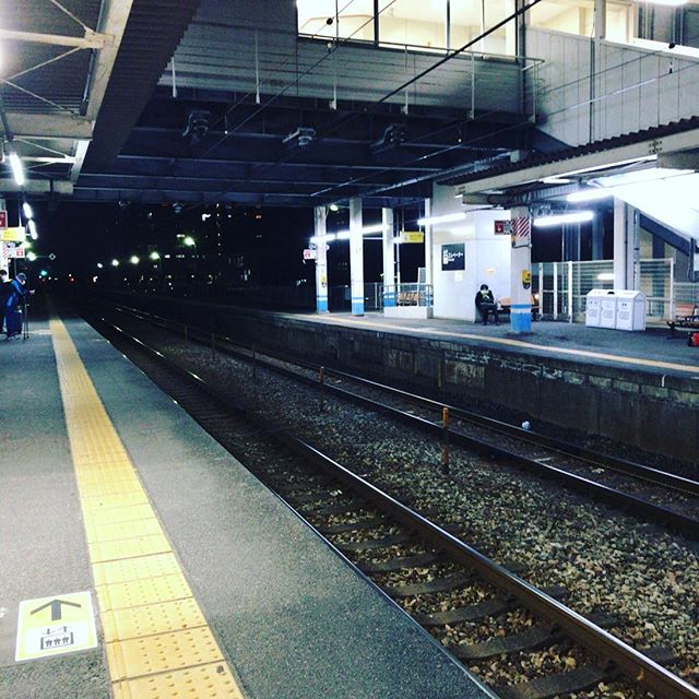 初めて来る駅だ〜！と思ったけどよく考えたら18年前に通過はしたことある。#妹尾駅