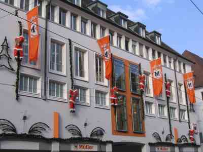 11月だけど、もう準備開始。 ミュラーのサンタクロース